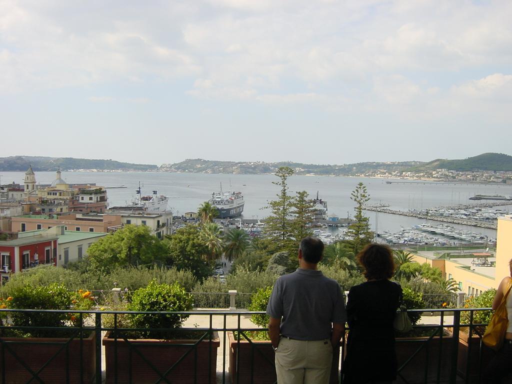 Flegrea House Apart otel Pozzuoli Dış mekan fotoğraf